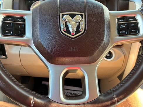 Used 2017 RAM 1500 Laramie w/ Convenience Group image 10