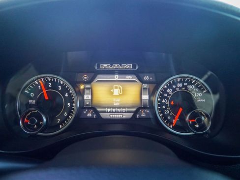 Used 2019 RAM 1500 Laramie RWD image 25