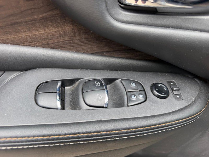 Used 2023 Nissan Murano Platinum w/ Cargo Package AWD/4WD image 18