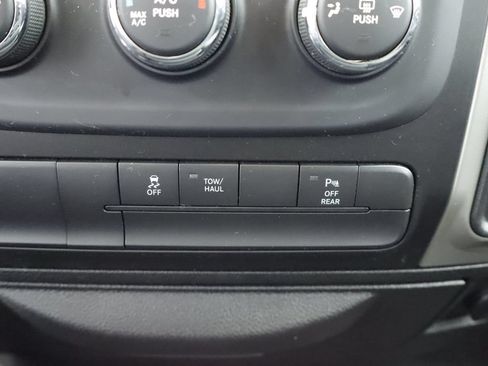 Certified 2019 RAM 1500 Warlock AWD/4WD image 32