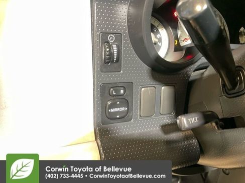 Used 2008 Toyota FJ Cruiser 4WD image 18