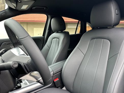 Used 2026 Mercedes-Benz GLA 250 image 5