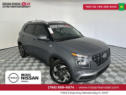 Used 2025 Hyundai Venue SEL