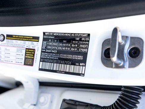 Used 2026 Mercedes-Benz GLC 300 image 29