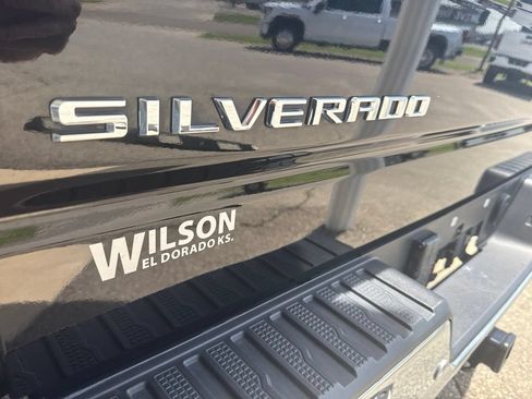 Used 2024 Chevrolet Silverado 1500 LT AWD/4WD image 13
