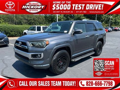 Used 2017 Toyota 4Runner Limited AWD/4WD image 1