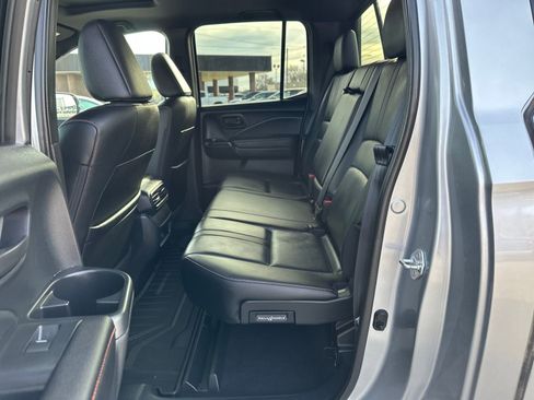 Used 2025 Honda Ridgeline TrailSport image 22