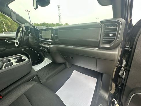 Used 2023 Chevrolet Silverado 1500 LT w/ Protection Package AWD/4WD image 32