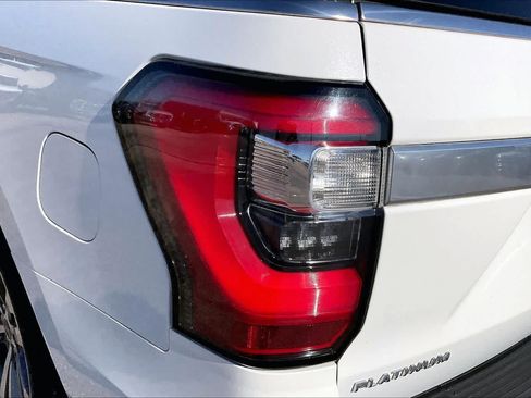Used 2021 Ford Expedition Platinum AWD/4WD image 28