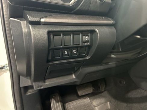 Used 2019 Subaru Forester Premium AWD/4WD image 15