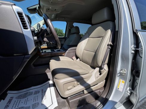 Used 2018 GMC Sierra 1500 SLT w/ SLT Premium Package AWD/4WD image 5