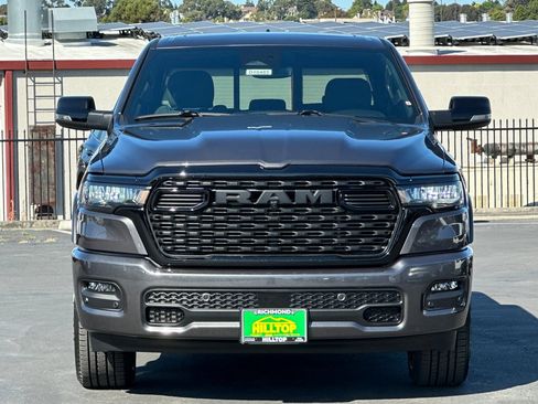 New 2026 RAM 1500 4x4 Crew Cab image 9