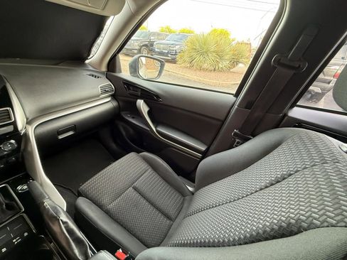 Used 2018 Mitsubishi Eclipse Cross LE AWD/4WD image 44