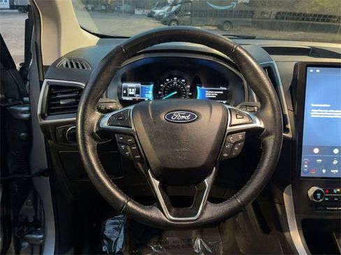 Used 2023 Ford Edge SEL image 20