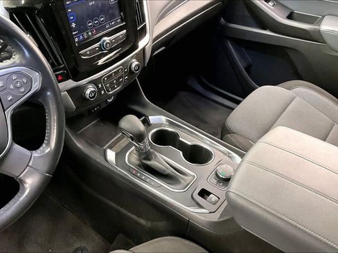 Used 2021 Chevrolet Traverse LT w/ LPO, Cargo Package AWD/4WD image 16