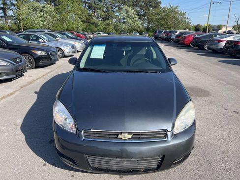 Used 2011 Chevrolet Impala LT FWD image 3