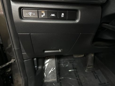 Used 2022 Kia Telluride S image 31