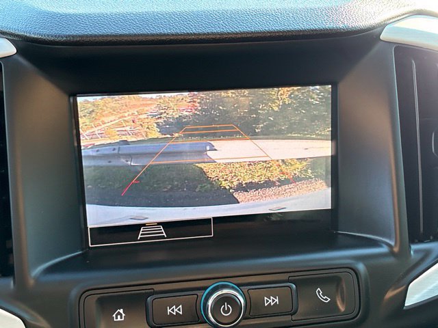 Used 2024 GMC Terrain SLE w/ Driver Convenience Package FWD image 15