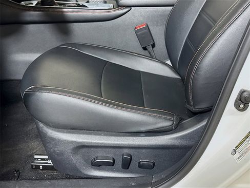 Used 2024 Nissan Sentra SR w/ SR Premium Package image 17