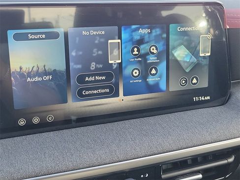 New 2026 Nissan Kicks SV image 7