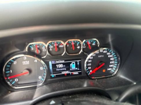 Used 2018 Chevrolet Silverado 1500 LT w/ Texas Edition RWD image 13