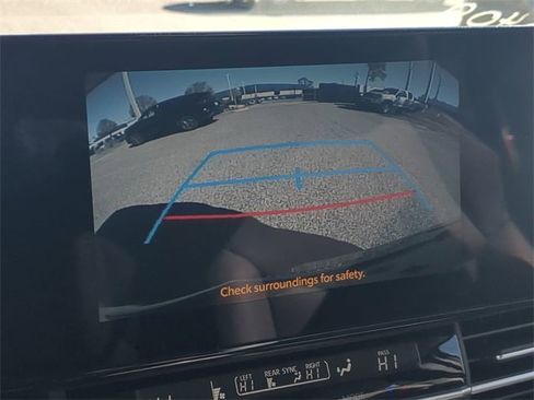 New 2026 Toyota Sienna XLE image 21