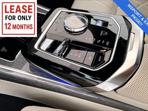 Used 2023 BMW 760i xDrive w/ Executive Package image 19