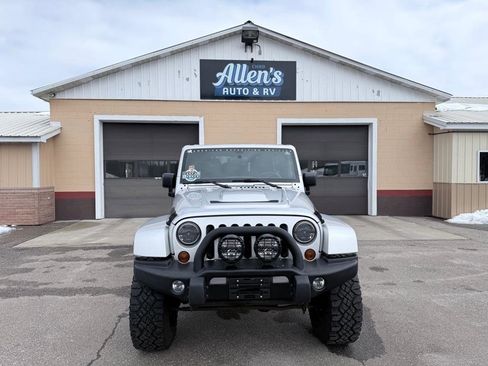 Used 2012 Jeep Wrangler Unlimited Rubicon w/ Dual Top Group image 3