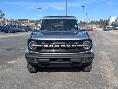 Used 2021 Ford Bronco Outer Banks image 2