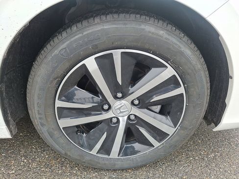 Used 2024 Honda Civic LX image 8