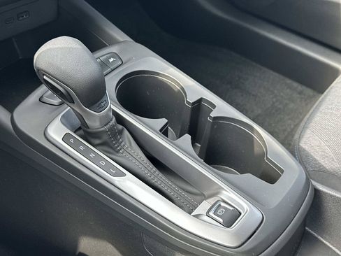Certified 2024 Chevrolet Trax LS w/ LS Convenience Package FWD image 29