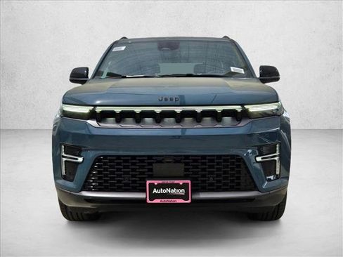 New 2026 Jeep Grand Wagoneer L Limited w/ Premium Group II image 5