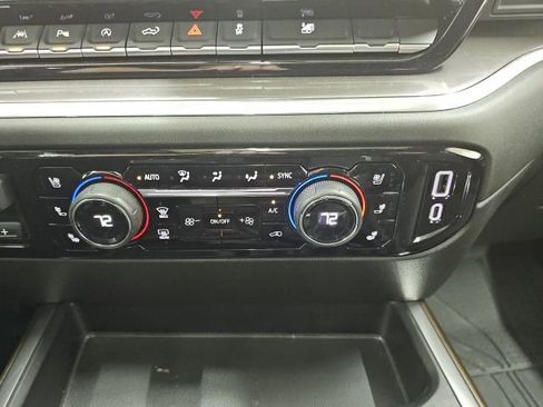 Used 2025 Chevrolet Silverado 1500 High Country w/ High Country Premium Package image 8