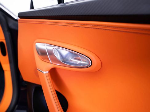 Used 2018 Bugatti Chiron AWD/4WD image 66