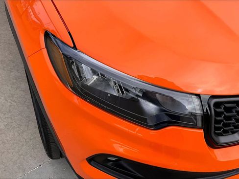 New 2026 Jeep Compass Latitude w/ Sun and Sound Group image 13