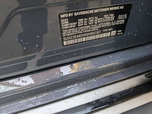 Certified 2024 BMW X7 xDrive40i image 27