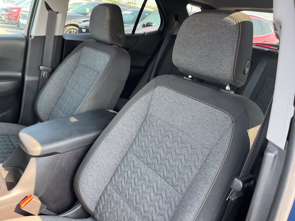 Used 2024 Chevrolet Equinox LT w/ LPO, Floor Liner Package FWD image 12