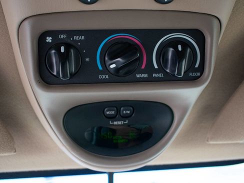 Used 2003 Ford Excursion Eddie Bauer image 22