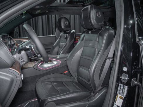 New 2026 Mercedes-Benz GLS 63 AMG 4MATIC image 11