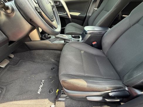 Used 2013 Toyota RAV4 XLE AWD/4WD image 12