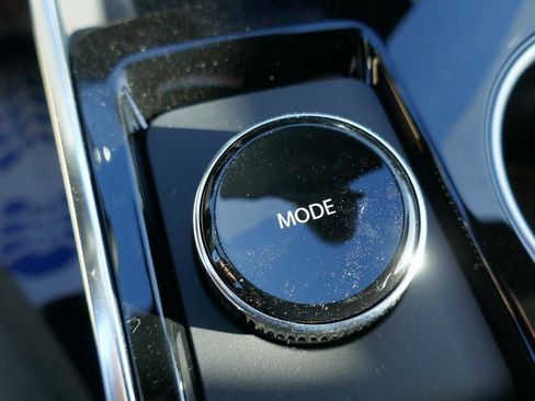 New 2026 Chevrolet Equinox LT w/ Midnight Edition image 18