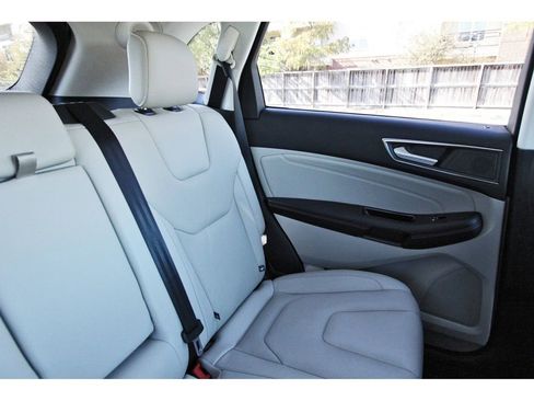 Used 2019 Ford Edge Titanium w/ Equipment Group 301A image 13