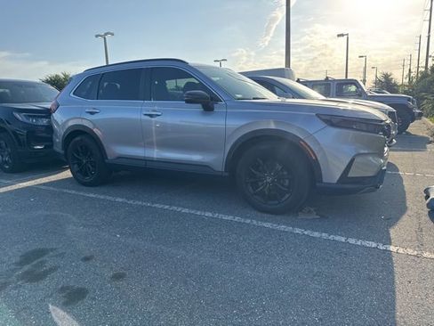 Used 2023 Honda CR-V Sport image 15