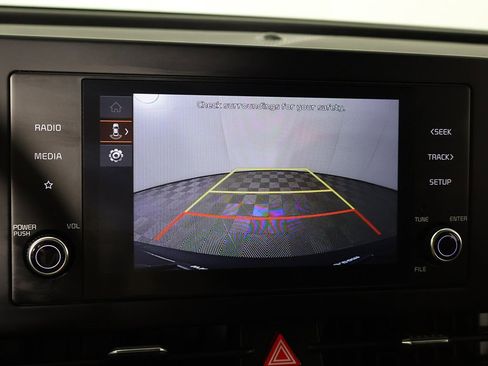 Used 2024 Kia Sportage LX image 41