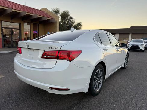 Used 2020 Acura TLX image 10