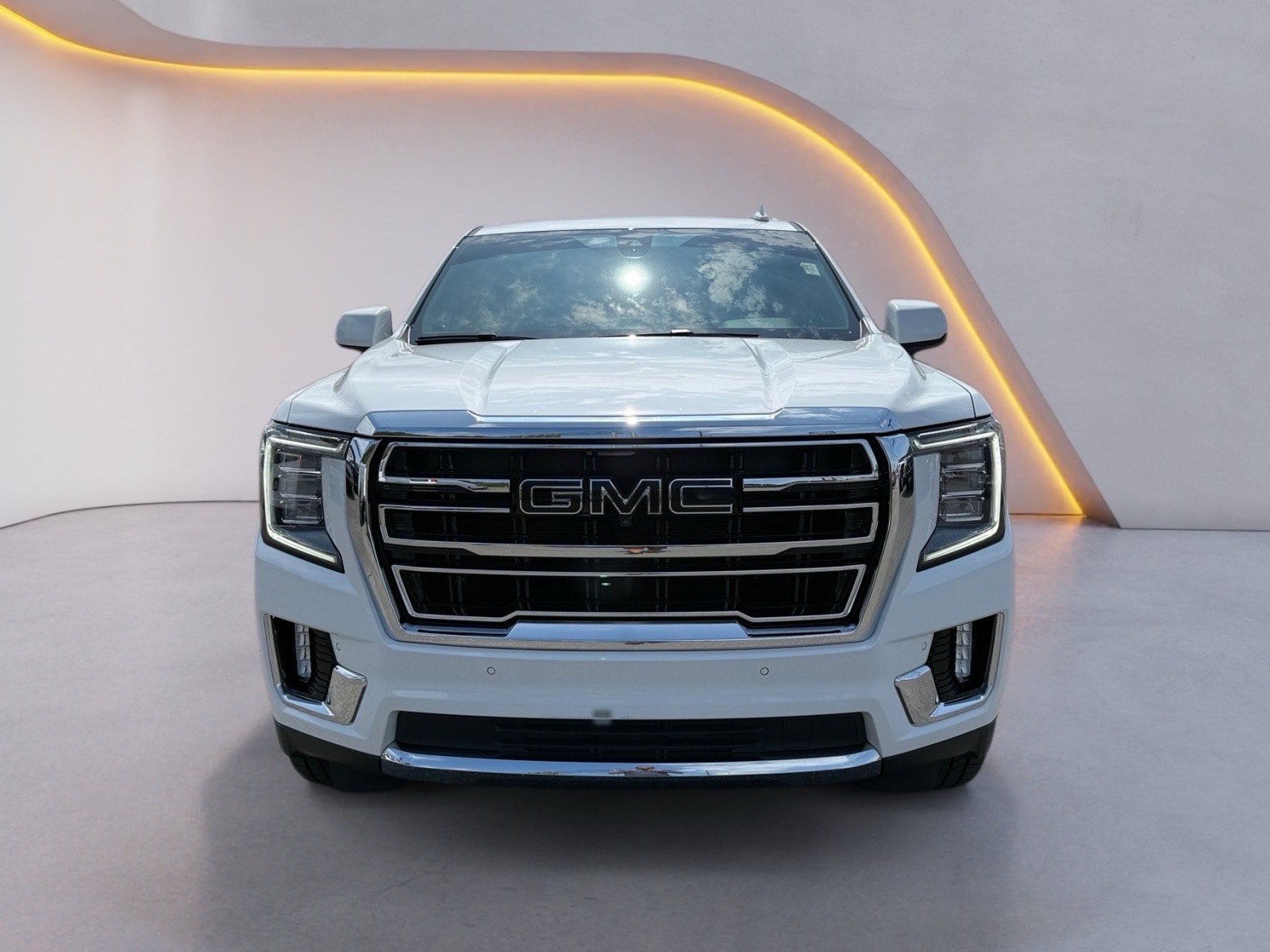Used 2022 GMC Yukon SLT w/ SLT Premium Package AWD/4WD image 8
