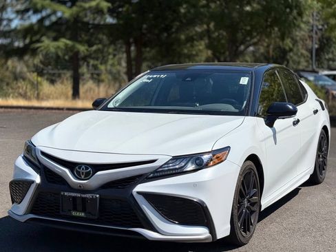 Used 2023 Toyota Camry XSE w/ Navigation Package FWD image 1