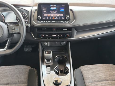 Certified 2023 Nissan Rogue SV AWD/4WD image 8