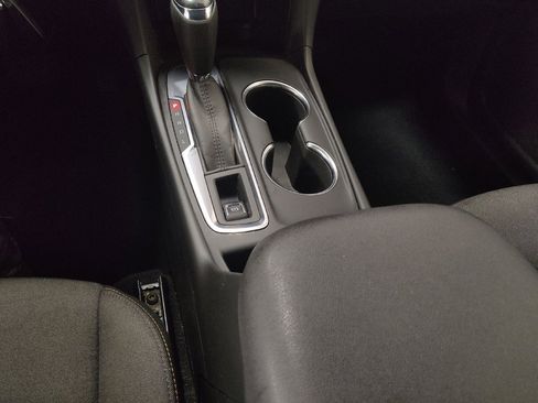 Used 2020 Chevrolet Equinox LT FWD image 26