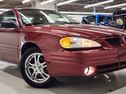 Used 2002 Pontiac Grand Am SE image 32